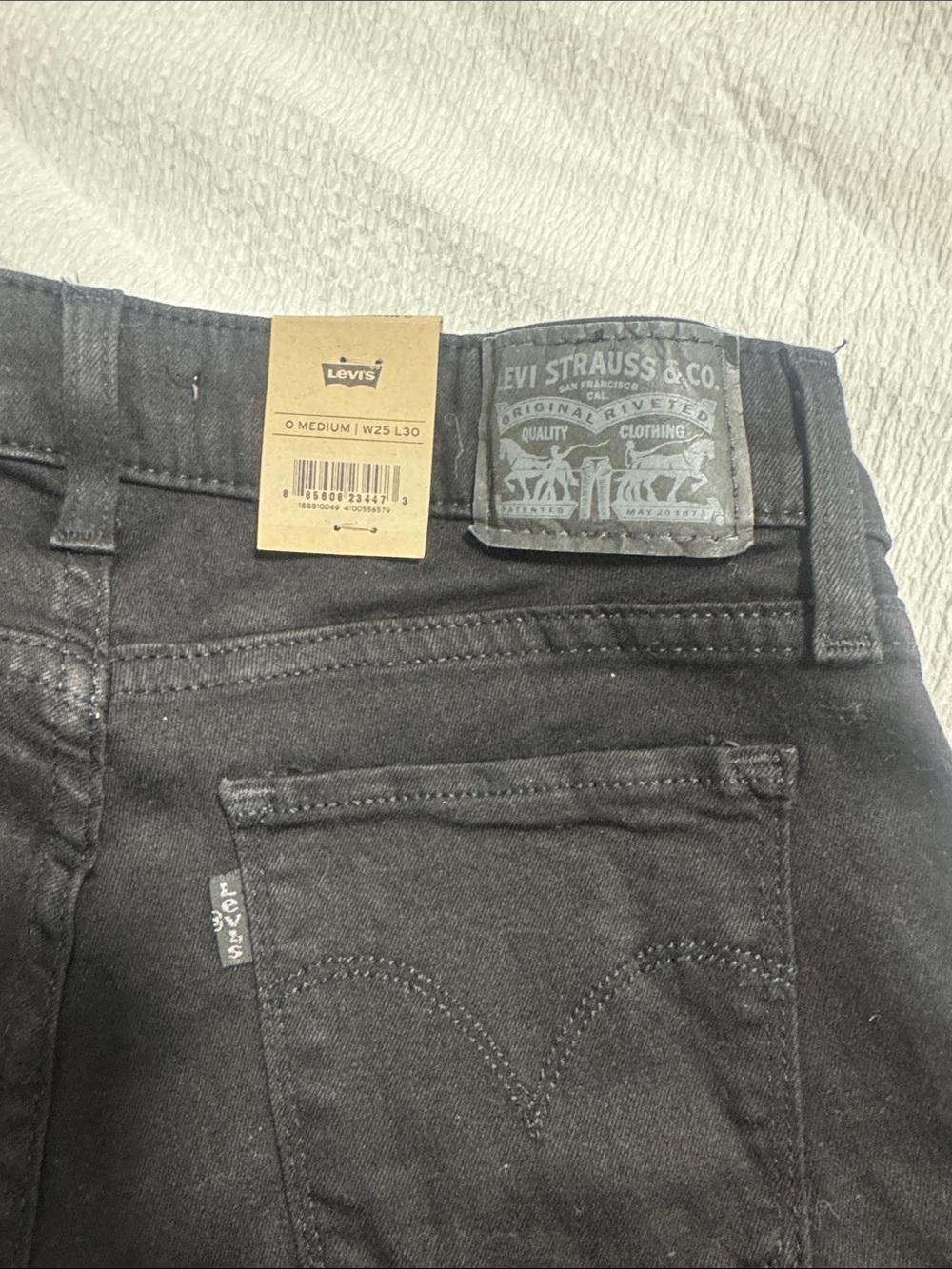 Levi's 711 Skinny Jeans Black